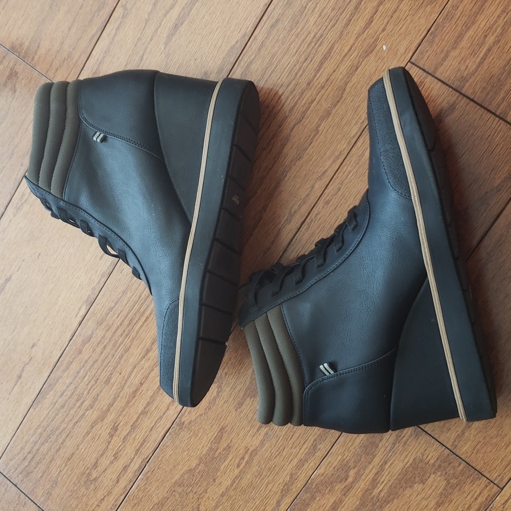 Dr. Scholl's women's black/olive anke boots size 11